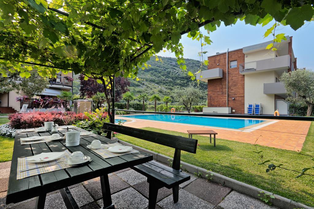 Sporthotel Villa Stella Torbole Sul Garda Exteriör bild