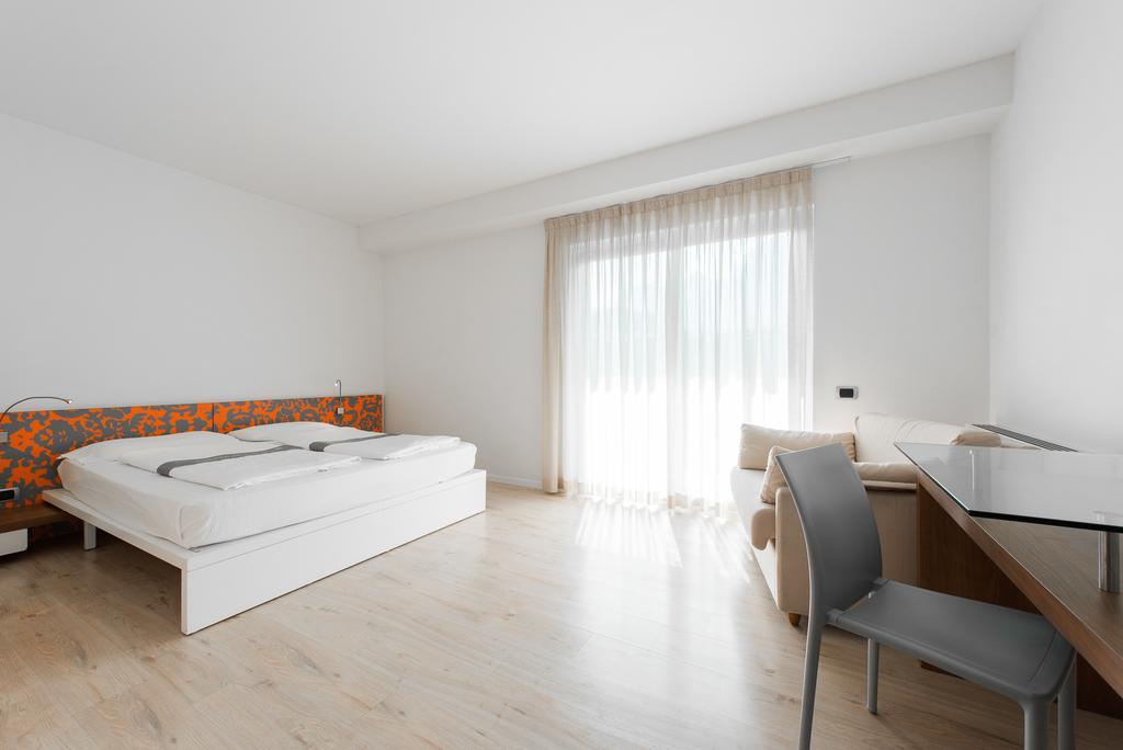 Sporthotel Villa Stella Torbole Sul Garda Exteriör bild