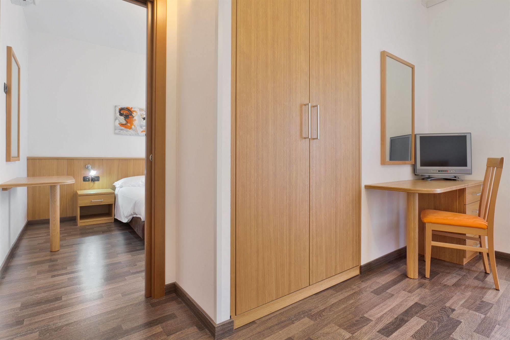 Sporthotel Villa Stella Torbole Sul Garda Exteriör bild
