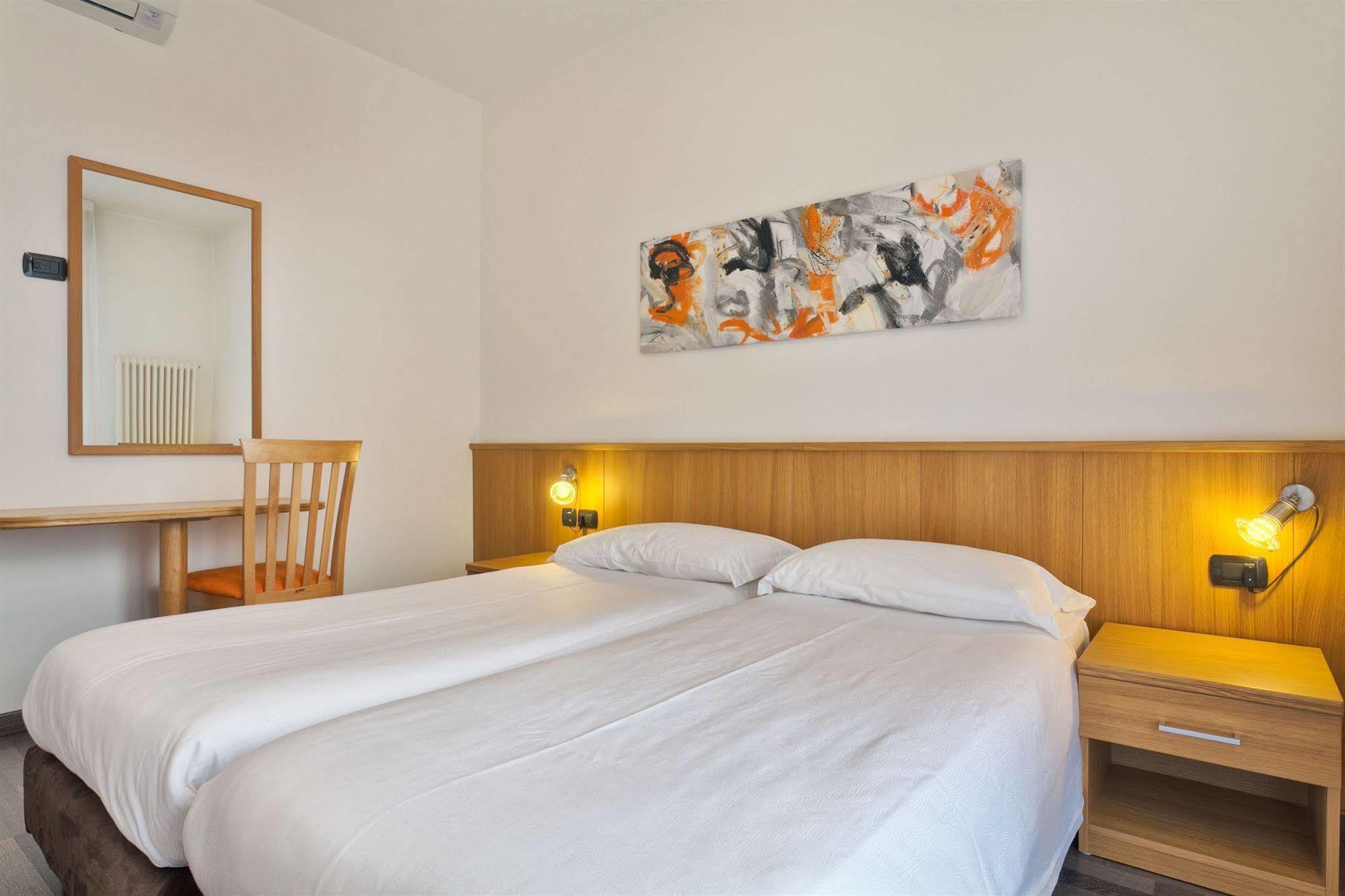 Sporthotel Villa Stella Torbole Sul Garda Exteriör bild